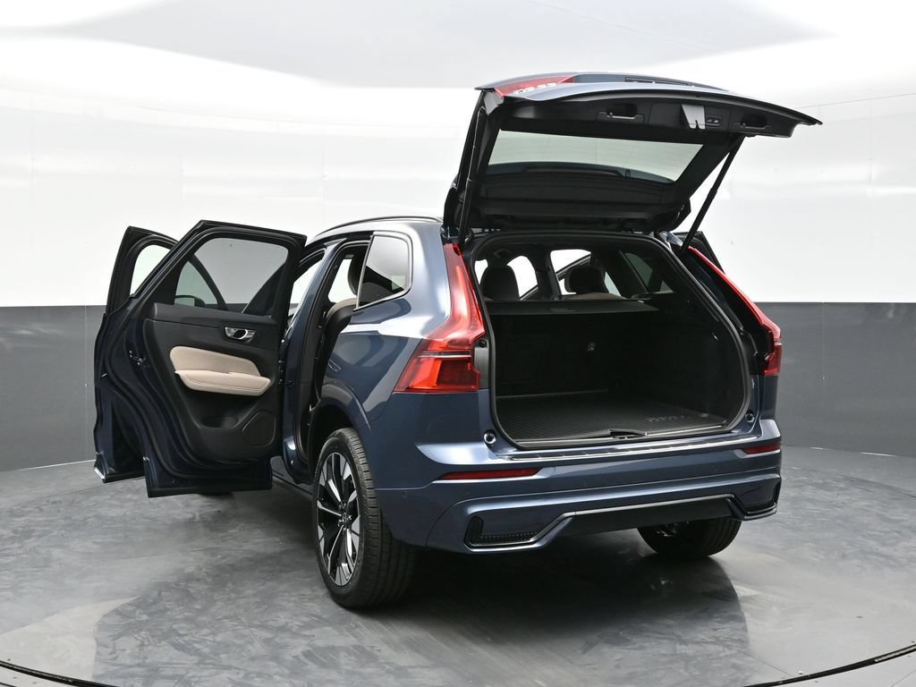 New 2026 Volvo XC60 B5 Plus w/ Climate Package AWD/4WD image 41
