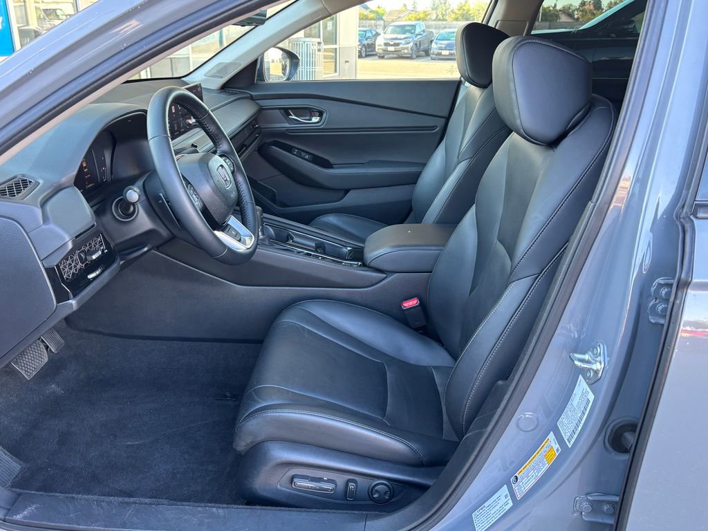 Used 2025 Honda Accord Touring image 24