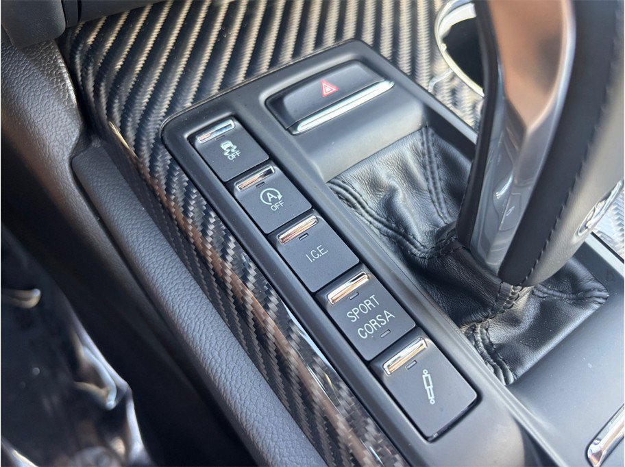 Used 2022 Maserati Quattroporte Trofeo RWD image 40