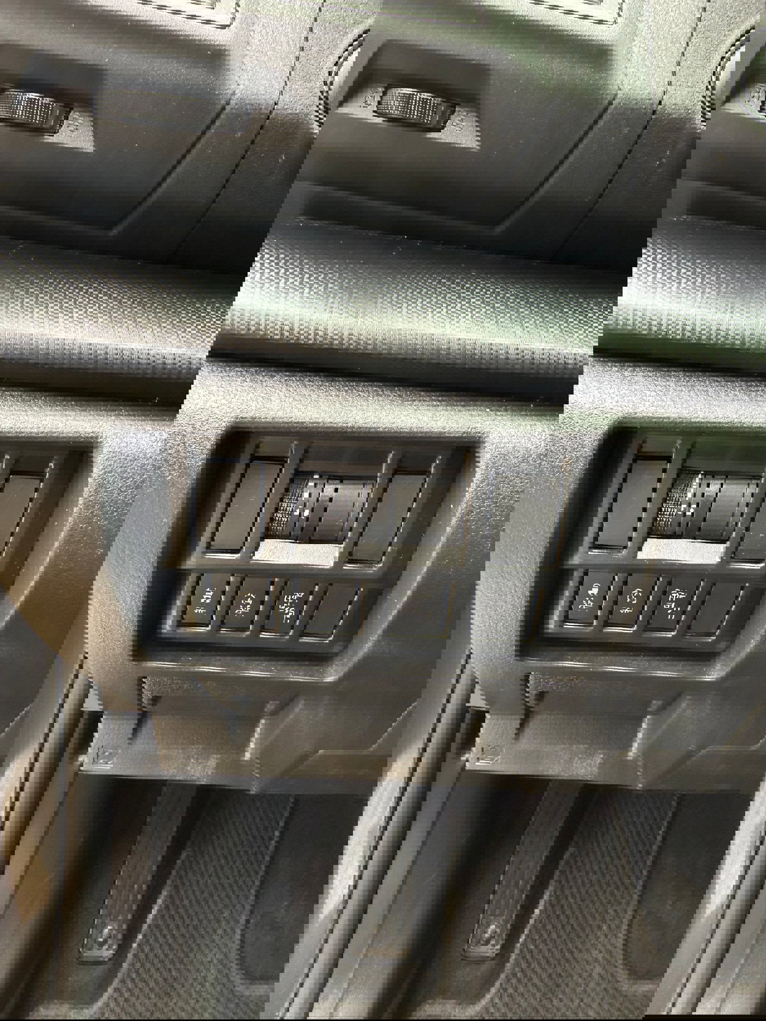 Used 2023 Subaru Crosstrek 2.0i Premium image 13