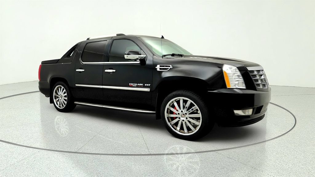 Used 2012 Cadillac Escalade EXT Luxury AWD/4WD image 3