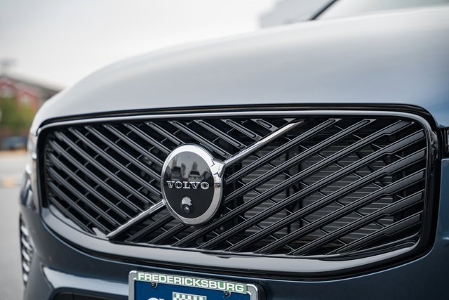 New 2026 Volvo XC60 B5 Ultra w/ Protection Package Premier image 12