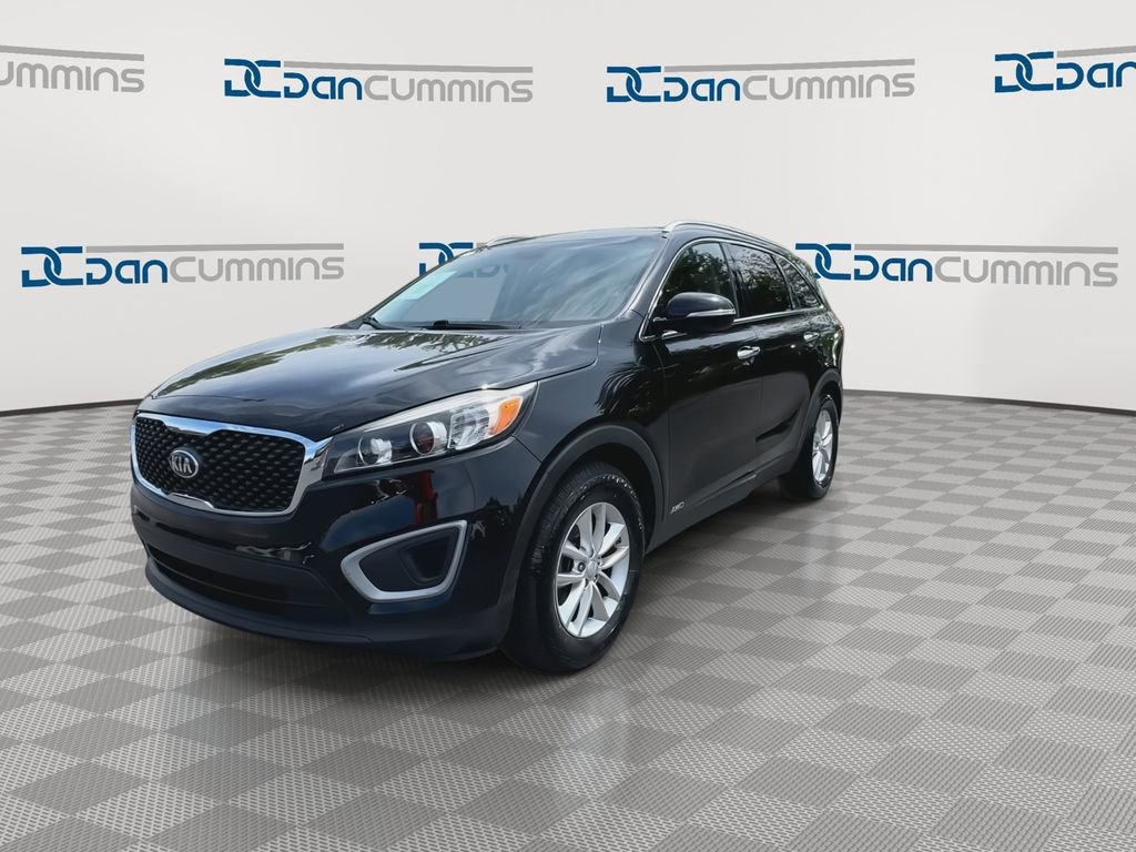 Used 2018 Kia Sorento AWD image 4