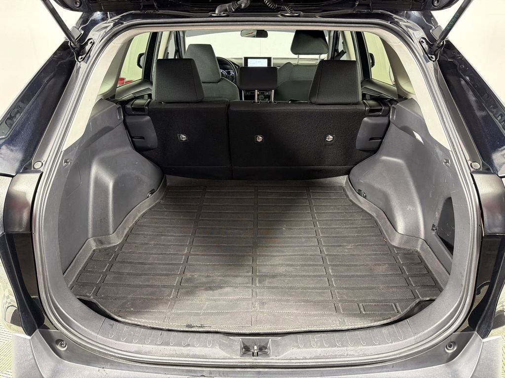 Used 2023 Toyota RAV4 LE image 18