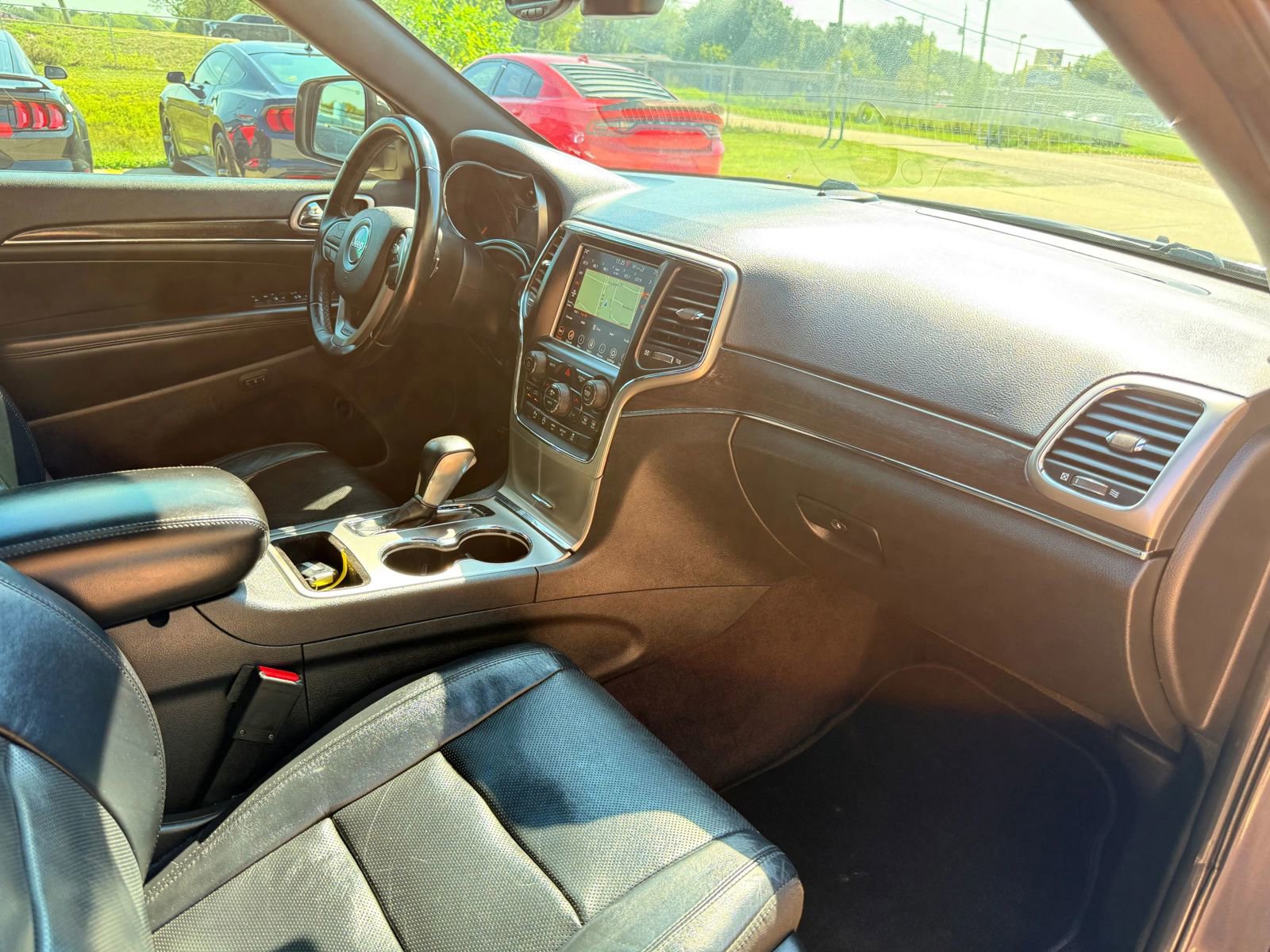 Used 2018 Jeep Grand Cherokee Limited w/ Luxury Group II image 50