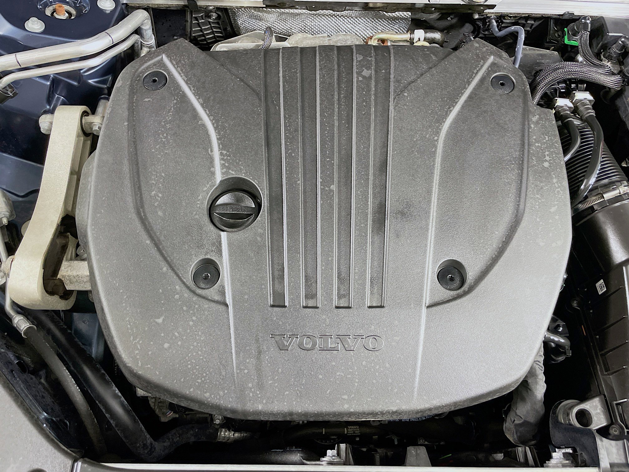 Used 2024 Volvo XC90 B5 Plus image 36