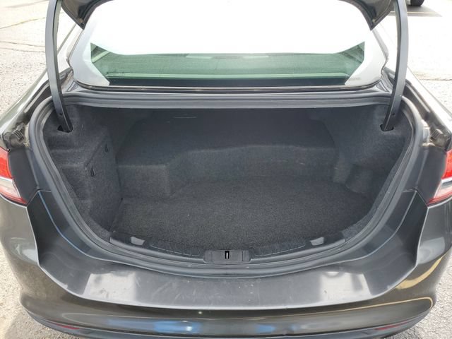 Used 2017 Ford Fusion S FWD image 27