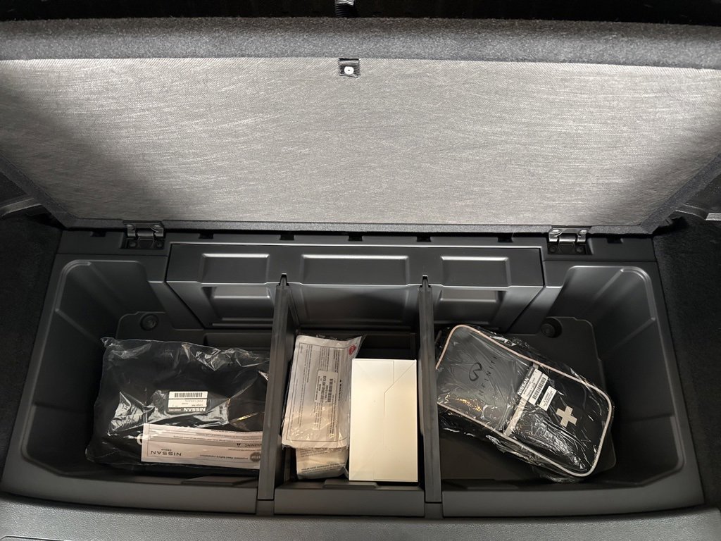 New 2026 INFINITI QX60 Luxe w/ Family Package image 40