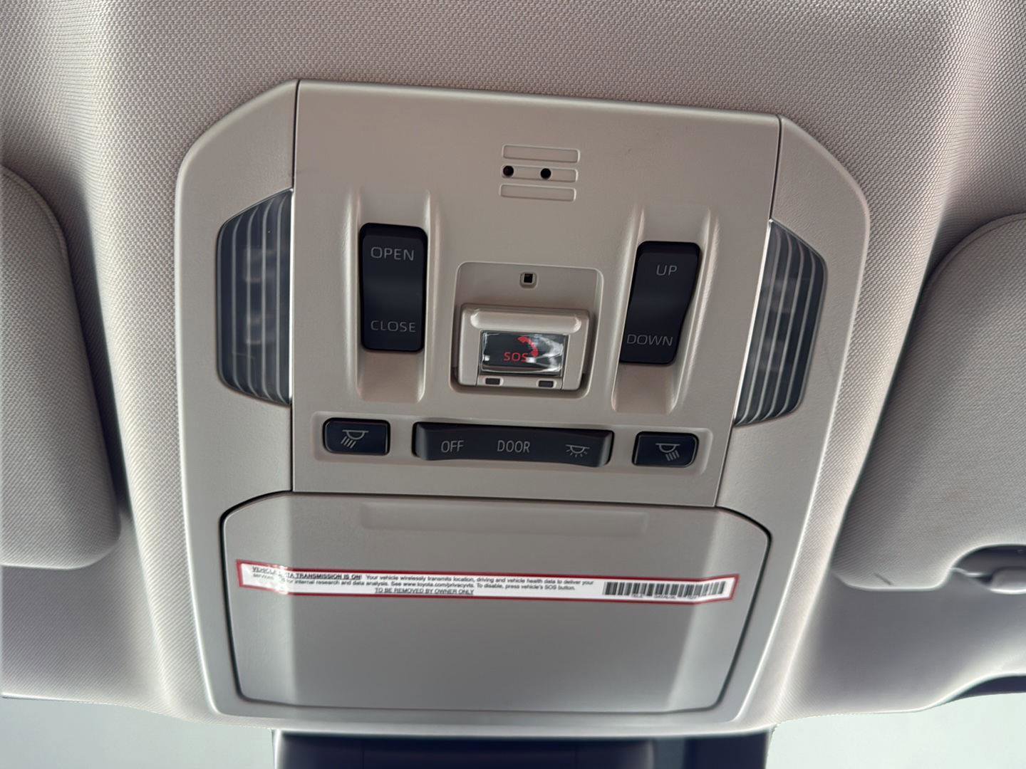 Used 2021 Toyota Highlander XLE image 18