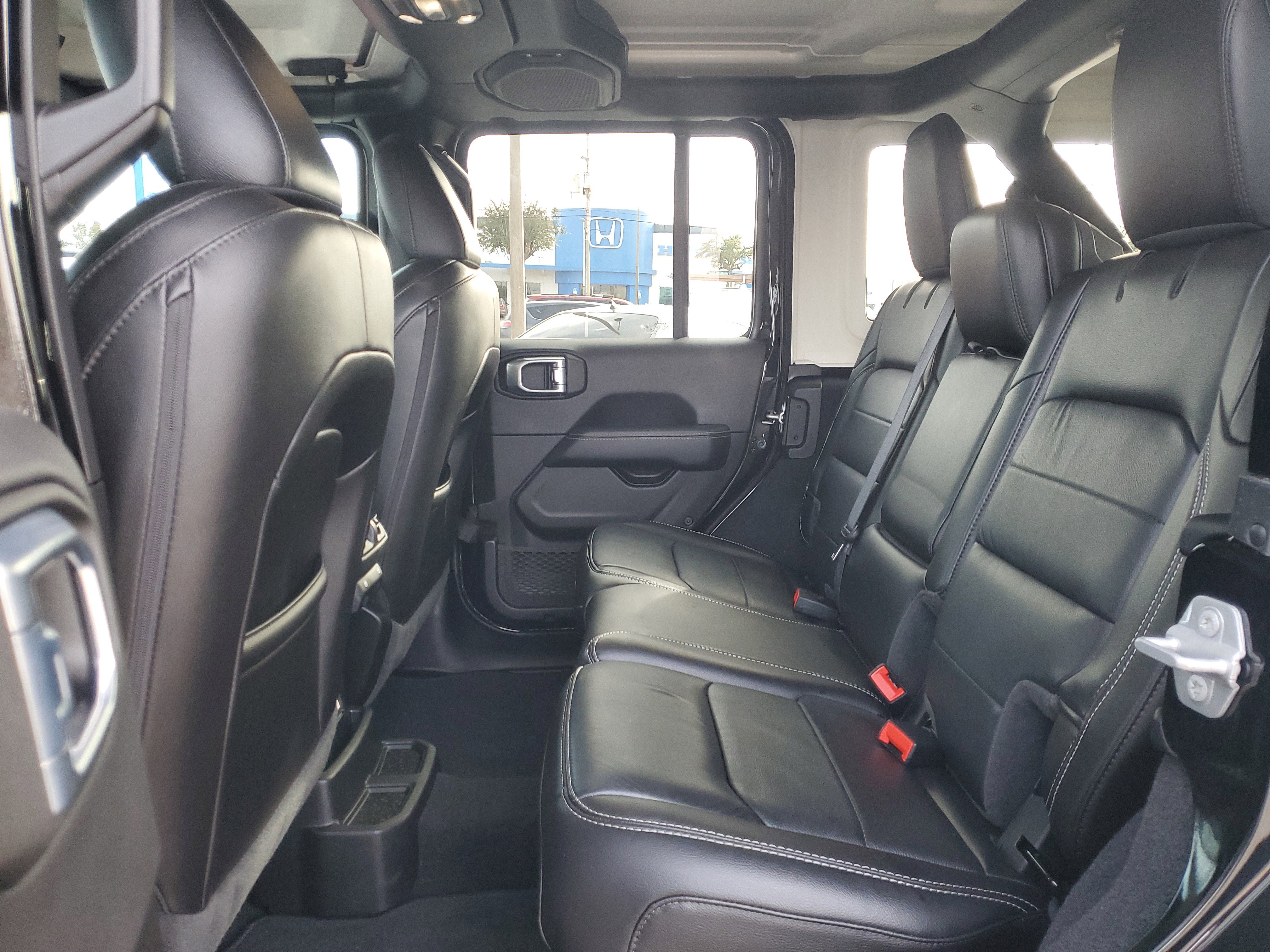 Used 2022 Jeep Wrangler Unlimited Sahara w/ LED Lighting Group image 15