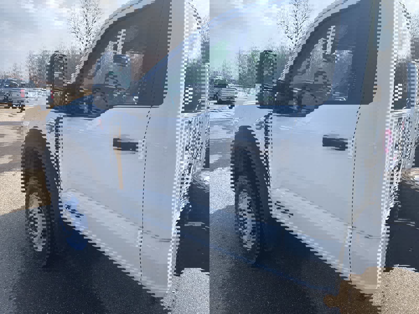 New 2023 Ford F450 XLT w/ XLT Value Package image 20