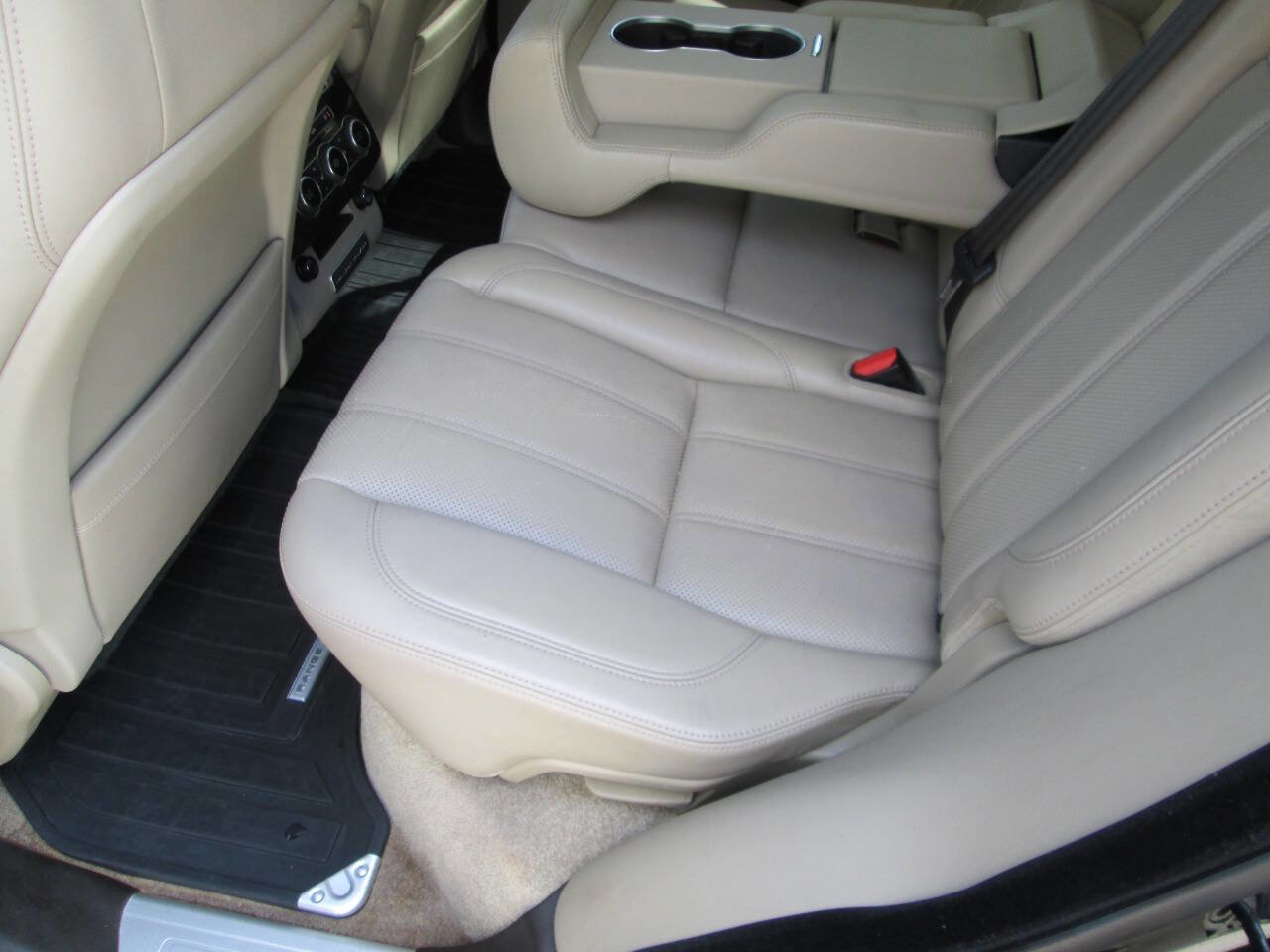 Used 2016 Land Rover Range Rover Supercharged image 11