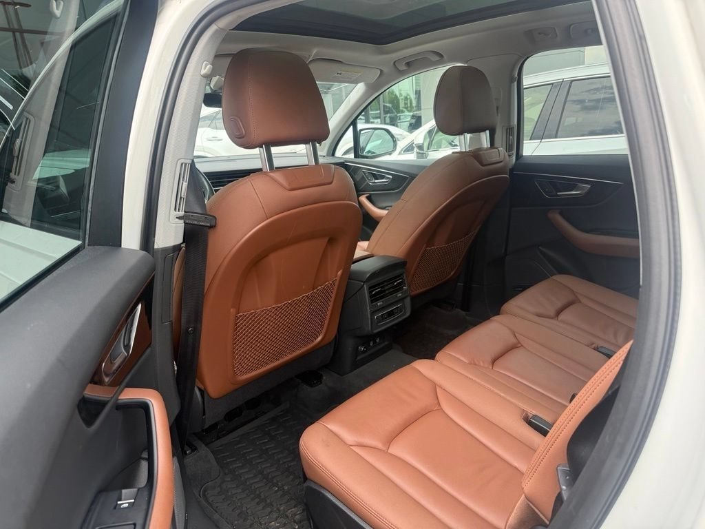 Used 2020 Audi Q7 3.0T Premium Plus AWD/4WD image 9