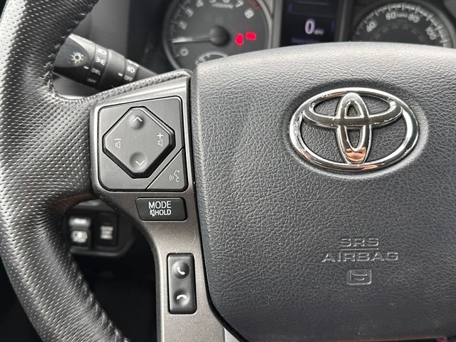Used 2017 Toyota Tacoma TRD Sport w/ Tow Package AWD/4WD image 20