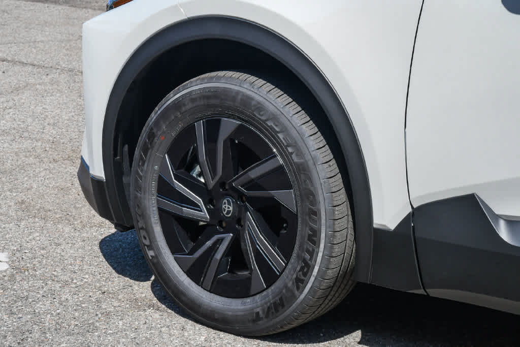 New 2026 Toyota C-HR AWD/4WD image 10