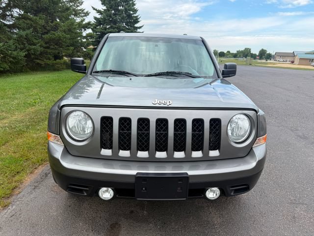 Used 2014 Jeep Patriot Latitude w/ Sun/Sound Group AWD/4WD image 5