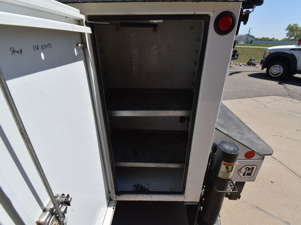 Used 2014 Ford F550 4x4 Regular Cab Super Duty image 43