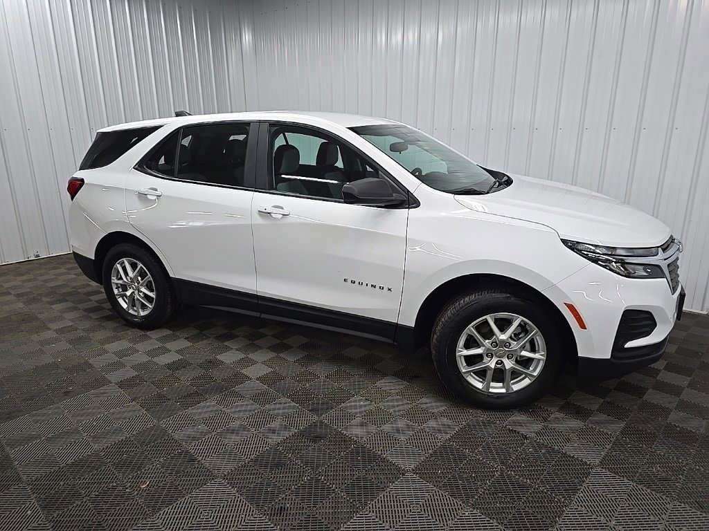 Used 2022 Chevrolet Equinox LS