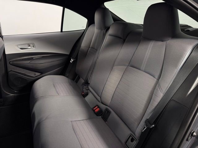 Used 2025 Toyota Corolla SE image 16