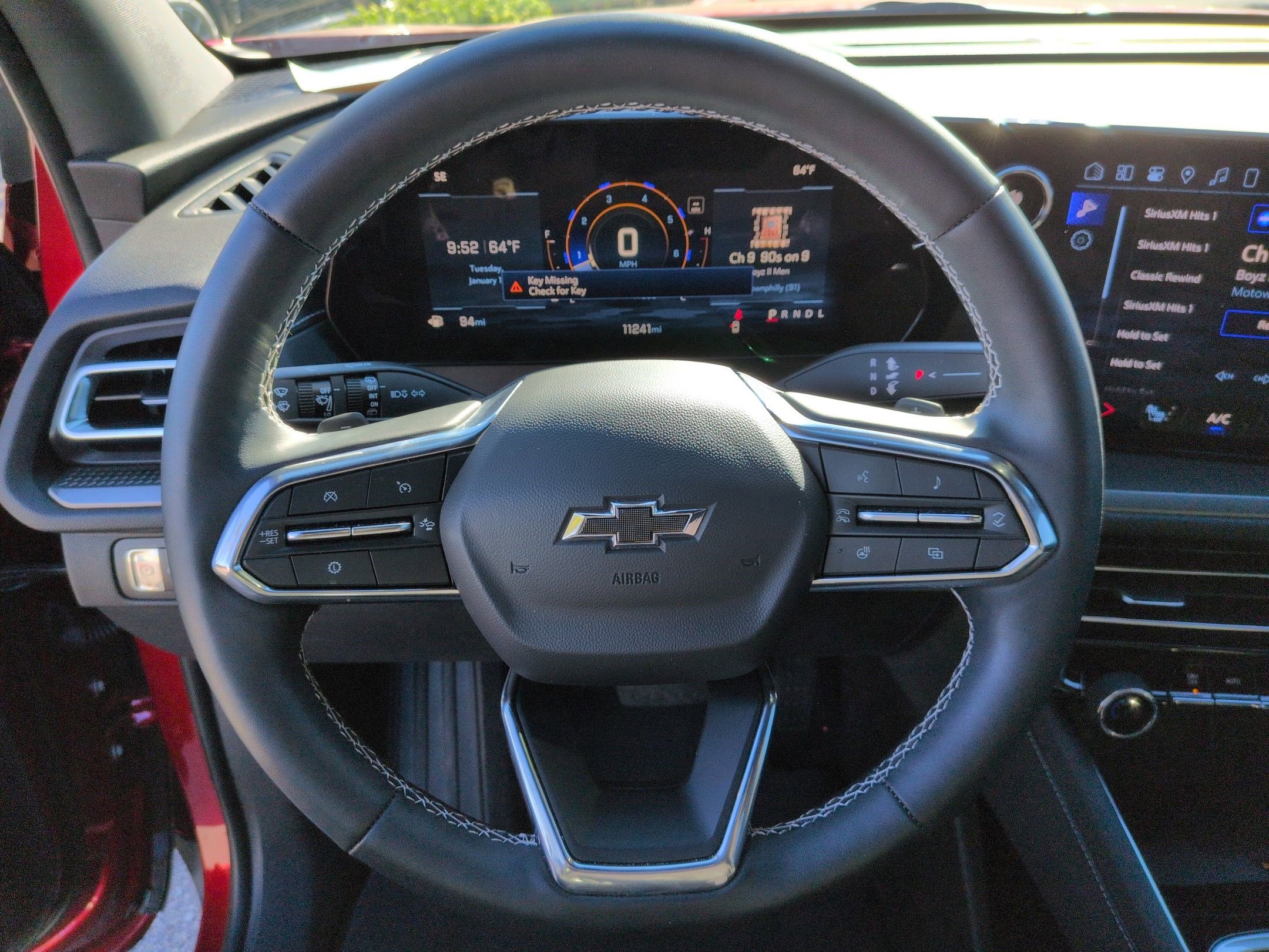 Used 2025 Chevrolet Traverse LT w/ Midnight/Sport Edition image 18