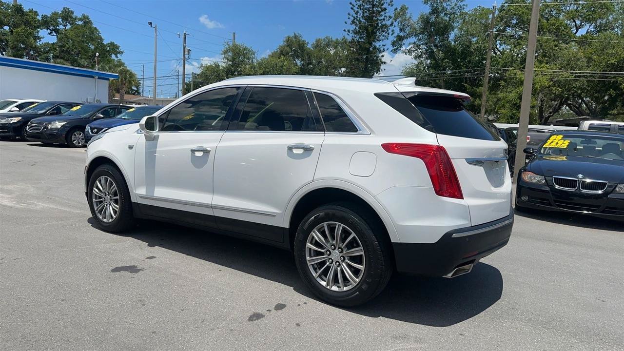 Used 2017 Cadillac XT5 Luxury FWD image 10