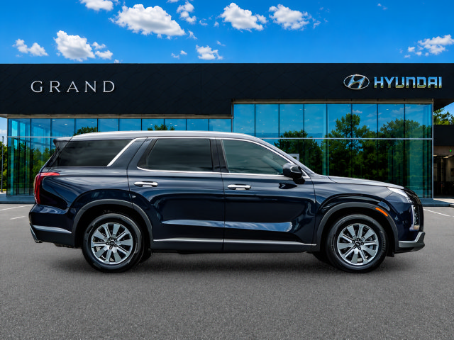 Certified 2025 Hyundai Palisade SEL FWD image 7