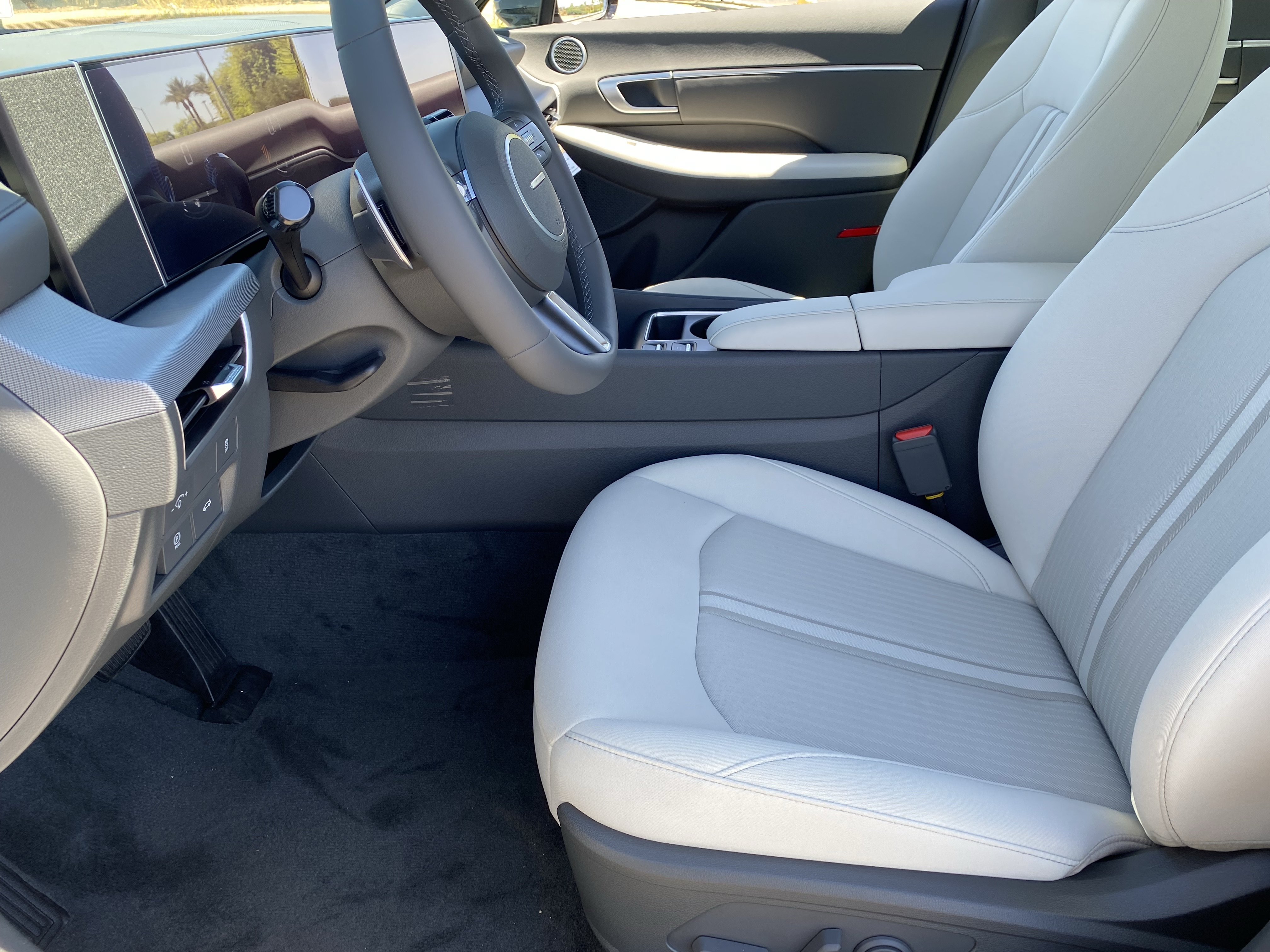 New 2026 Hyundai Sonata SEL FWD image 16