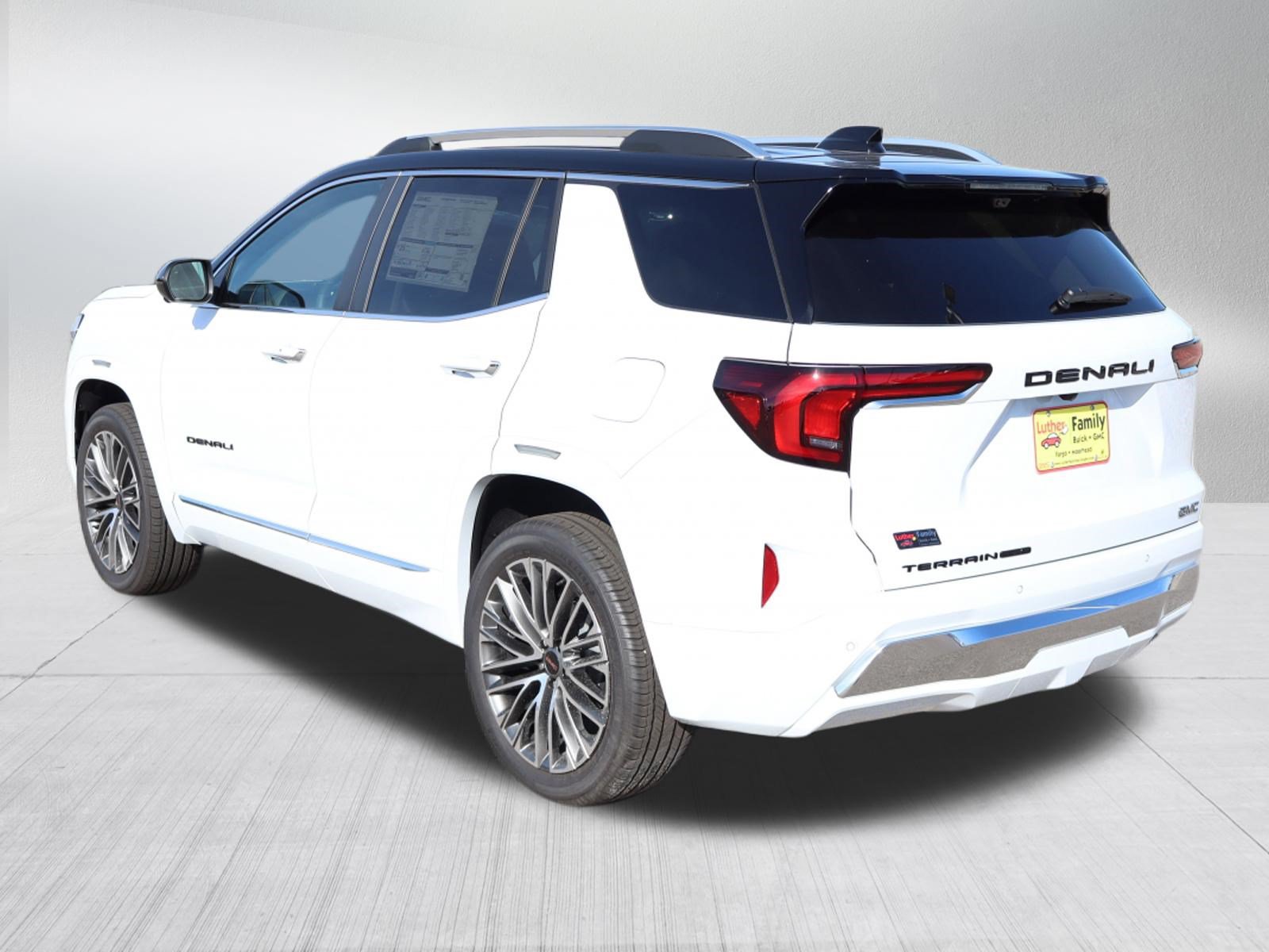 New 2027 GMC Terrain Denali w/ LPO, Black Badging Package AWD/4WD image 5