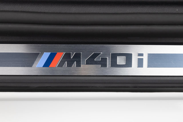 Used 2025 BMW Z4 M40i w/ Edition image 71