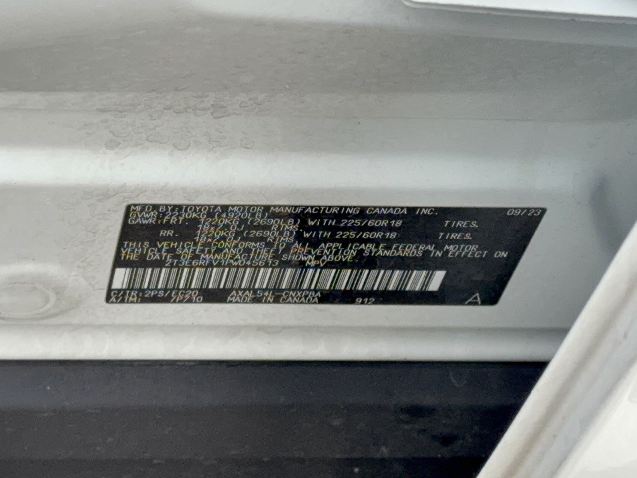 Used 2023 Toyota RAV4 XSE AWD/4WD image 32
