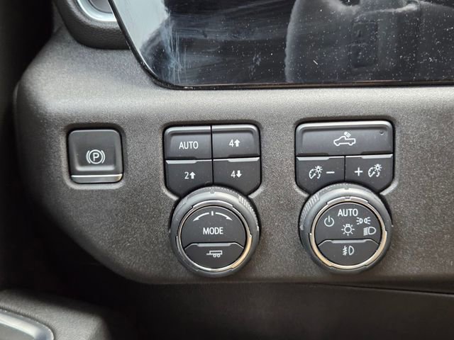 Certified 2024 Chevrolet Silverado 1500 RST image 35