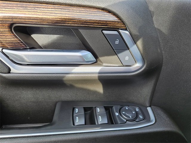 Used 2024 GMC Sierra 2500 SLE w/ SLE Convenience Package image 15