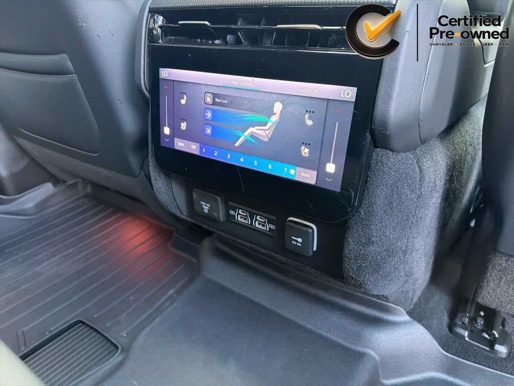 Certified 2023 Jeep Grand Wagoneer Series II AWD/4WD image 36