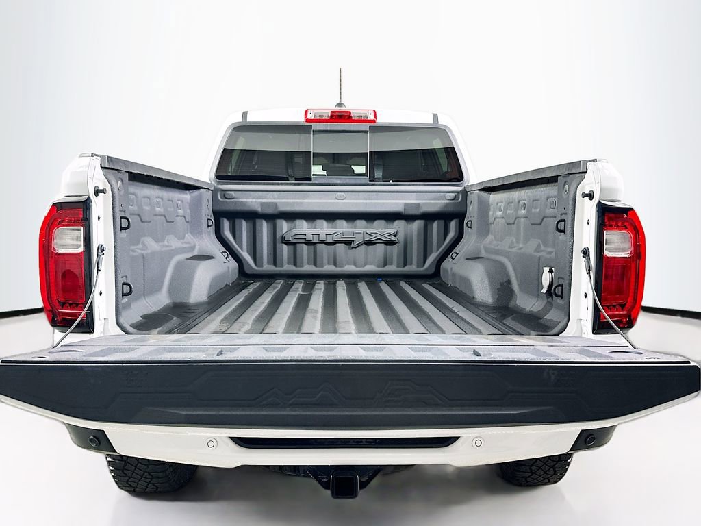 Used 2024 GMC Canyon AT4X AWD/4WD image 16