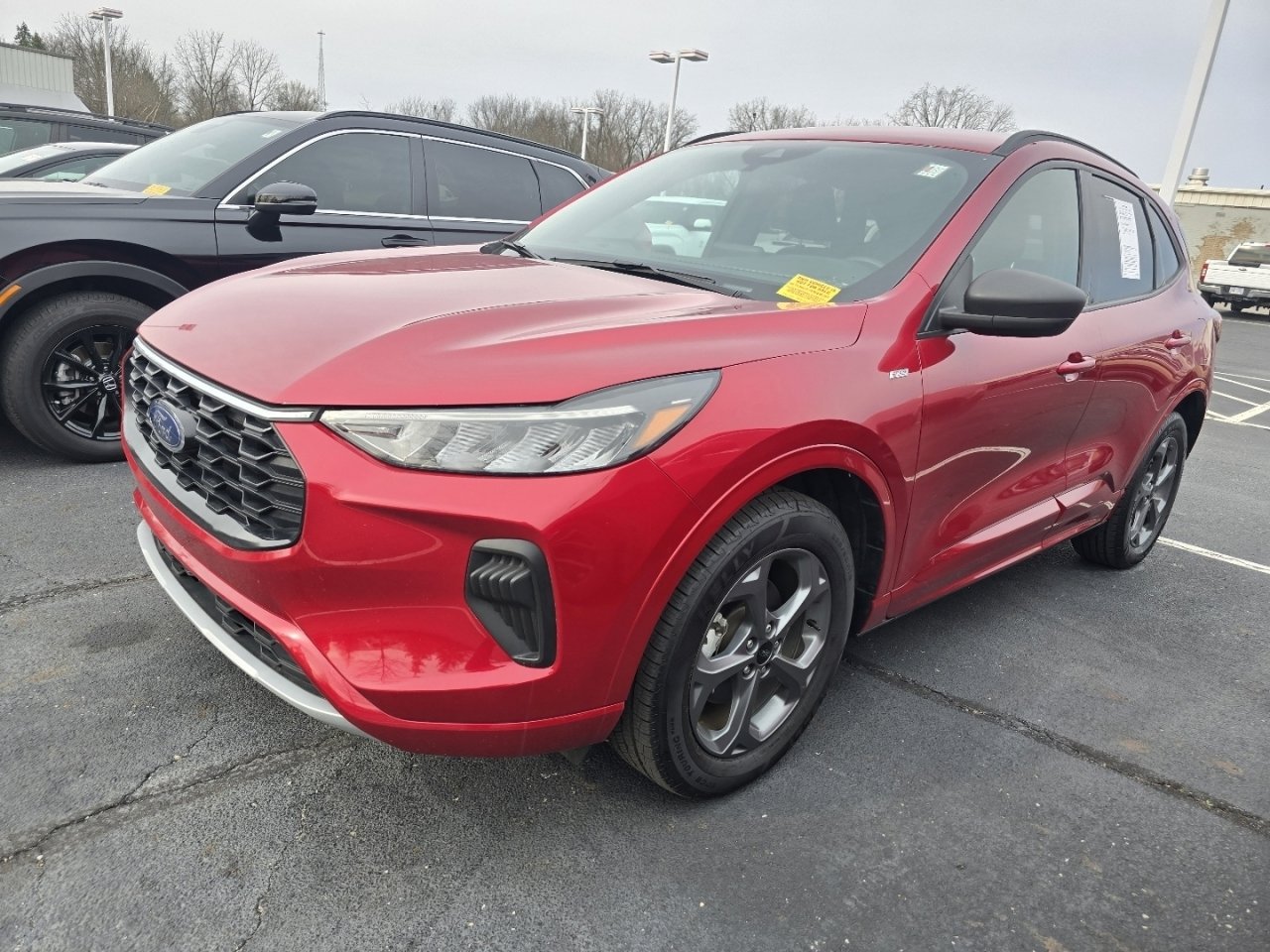 Used 2023 Ford Escape ST-Line image 3
