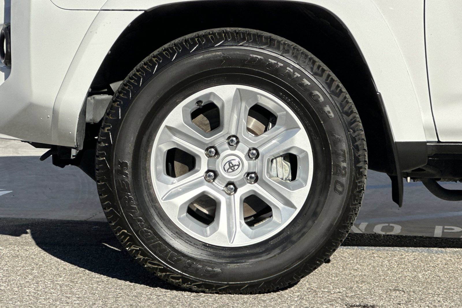 Used 2024 Toyota 4Runner SR5 Premium w/ Moonroof Package image 28