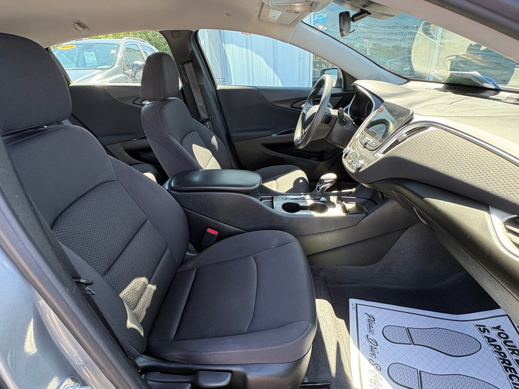 Used 2023 Chevrolet Malibu LS w/ Driver Confidence Package FWD image 15