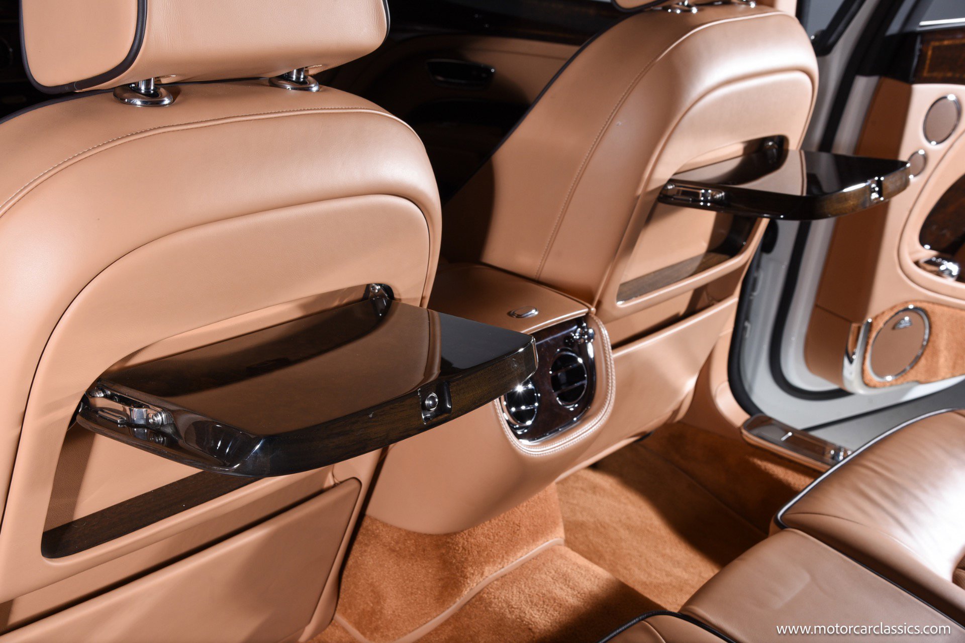 Used 2012 Bentley Mulsanne RWD image 26