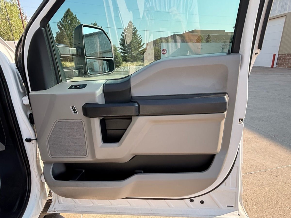Used 2019 Ford F250 XL w/ Power Equipment Group AWD/4WD image 11