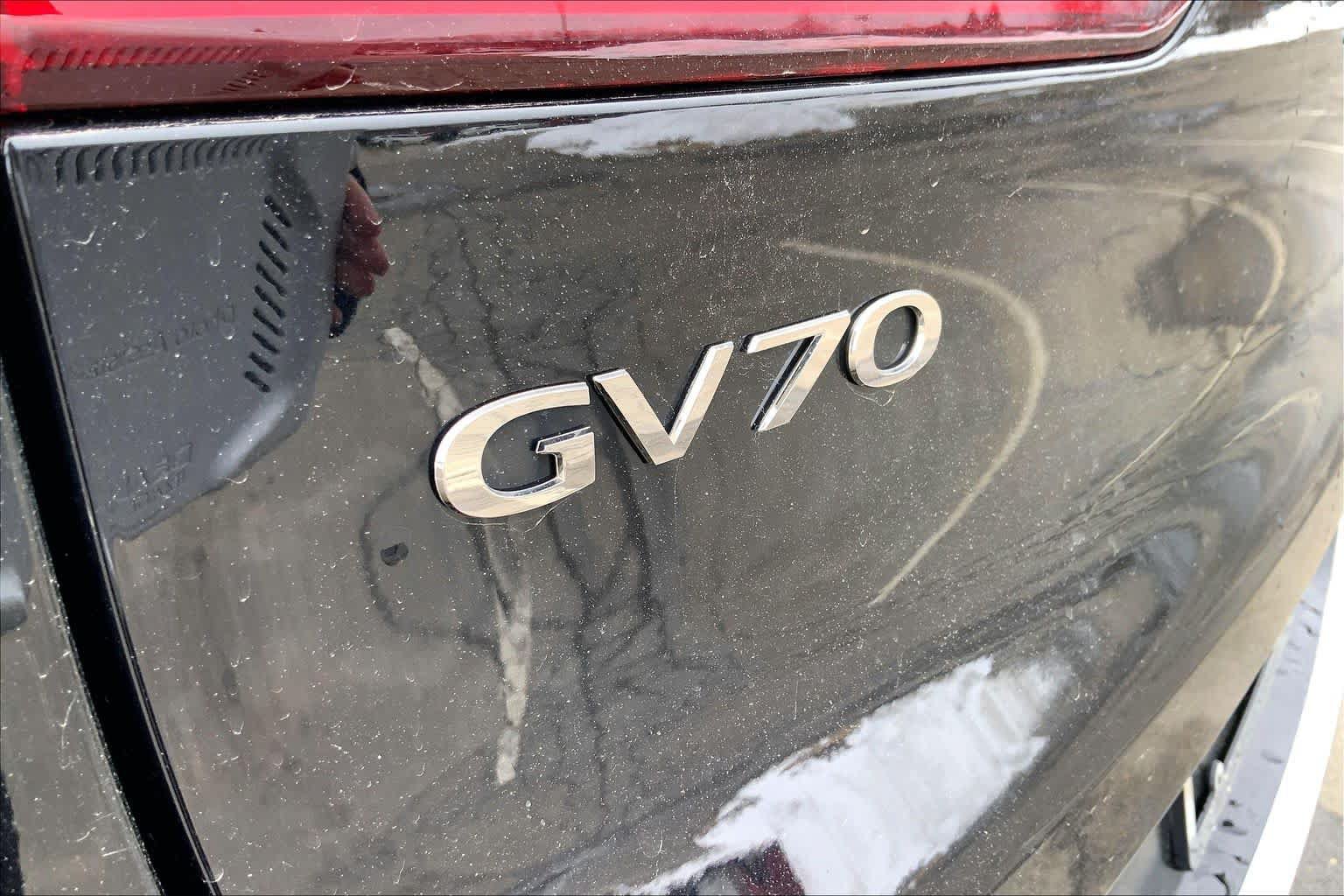 Used 2024 Genesis GV70 2.5T w/ Advanced Package AWD/4WD image 61