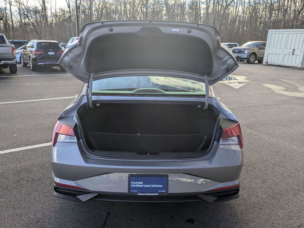 Certified 2023 Hyundai Elantra SEL w/ Convenience Package image 22