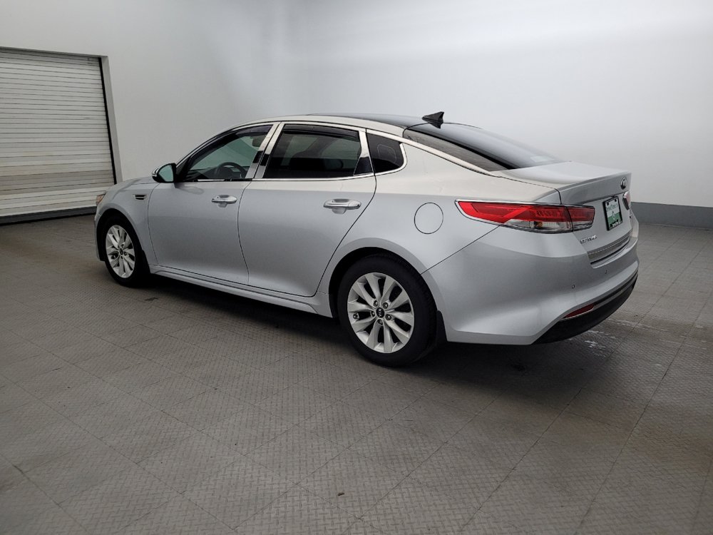 Used 2016 Kia Optima EX w/ Premium Package FWD image 3