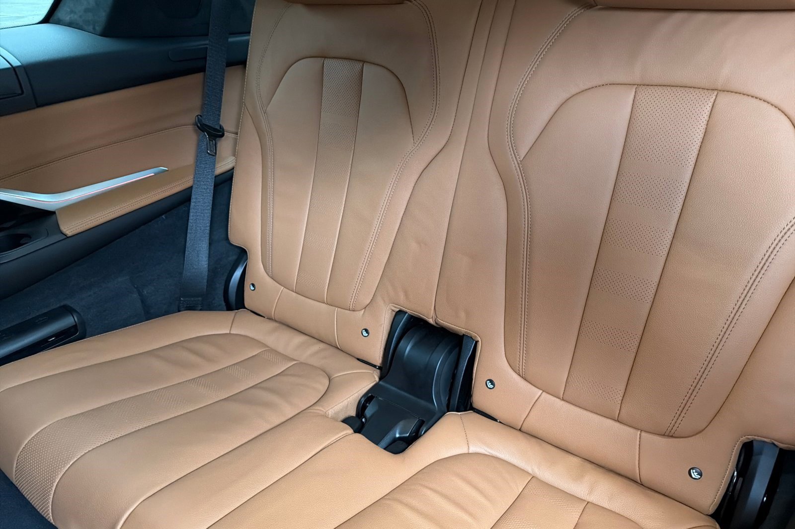 Certified 2022 BMW X7 xDrive40i w/ M Sport Package image 19