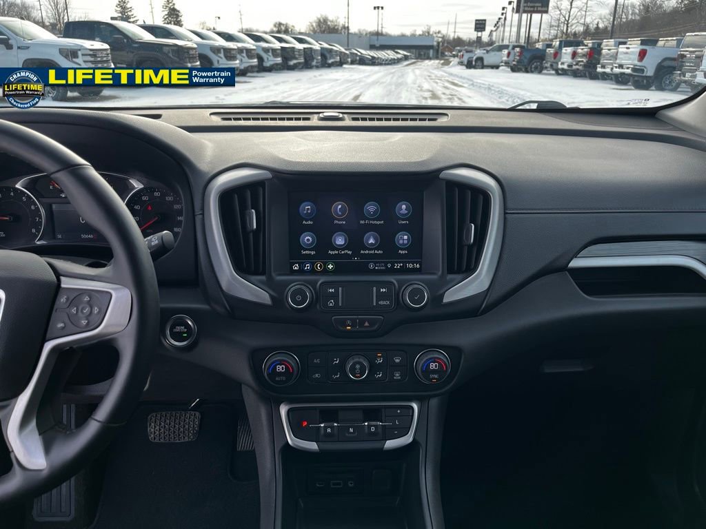 Used 2024 GMC Terrain SLT image 29