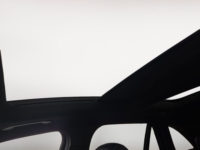 Used 2019 Mercedes-Benz GLC 350e 4MATIC image 30