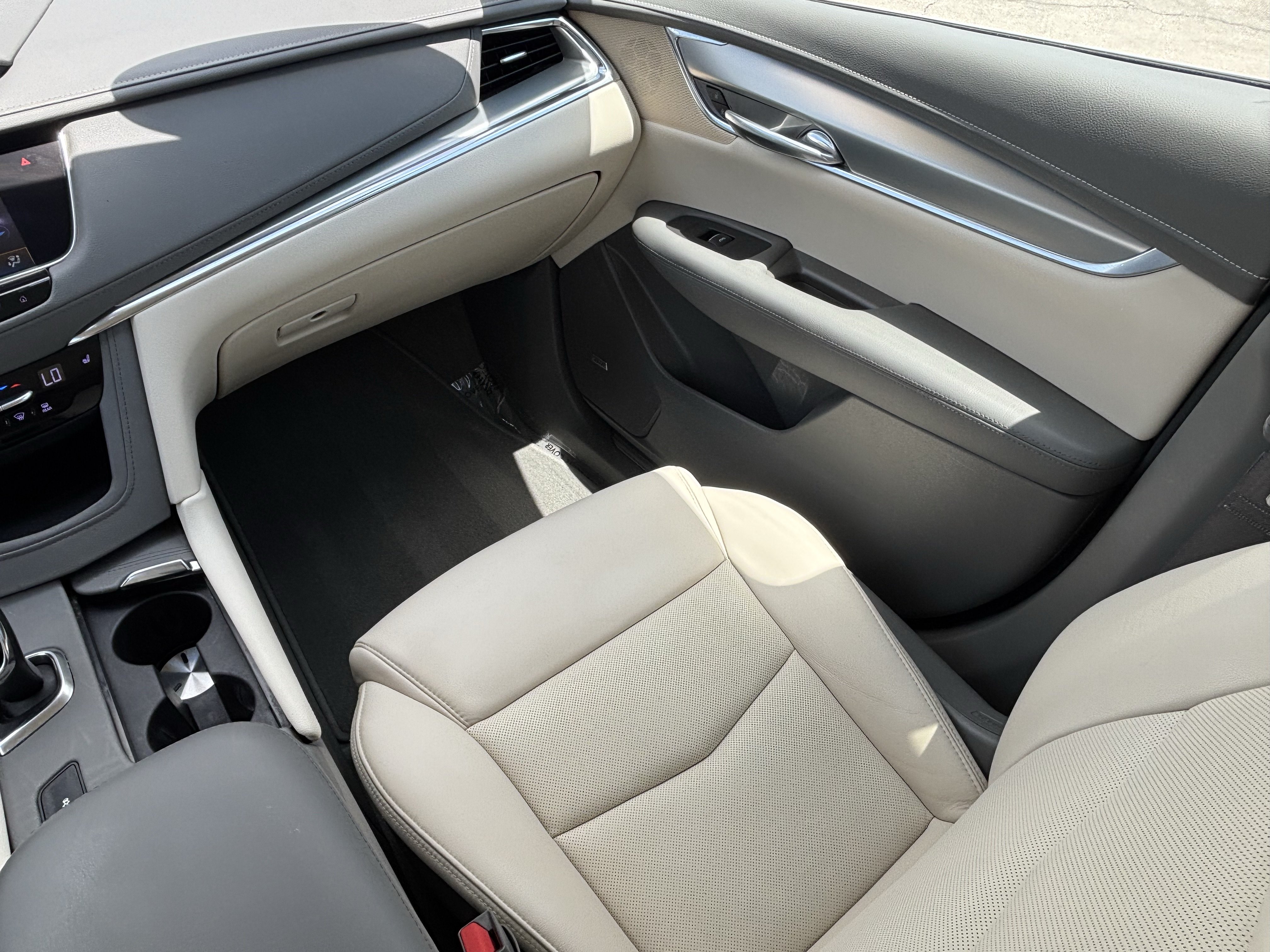 Used 2019 Cadillac XT5 Luxury FWD image 34