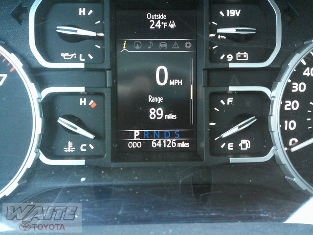 Used 2019 Toyota Tundra Platinum image 14