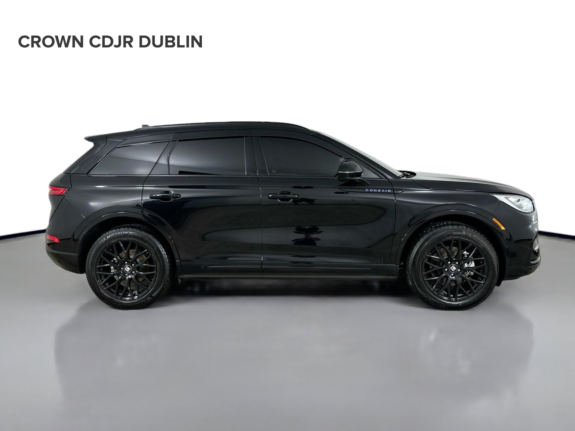 Used 2025 Lincoln Corsair Grand Touring w/ Equipment Group 302A AWD/4WD image 5