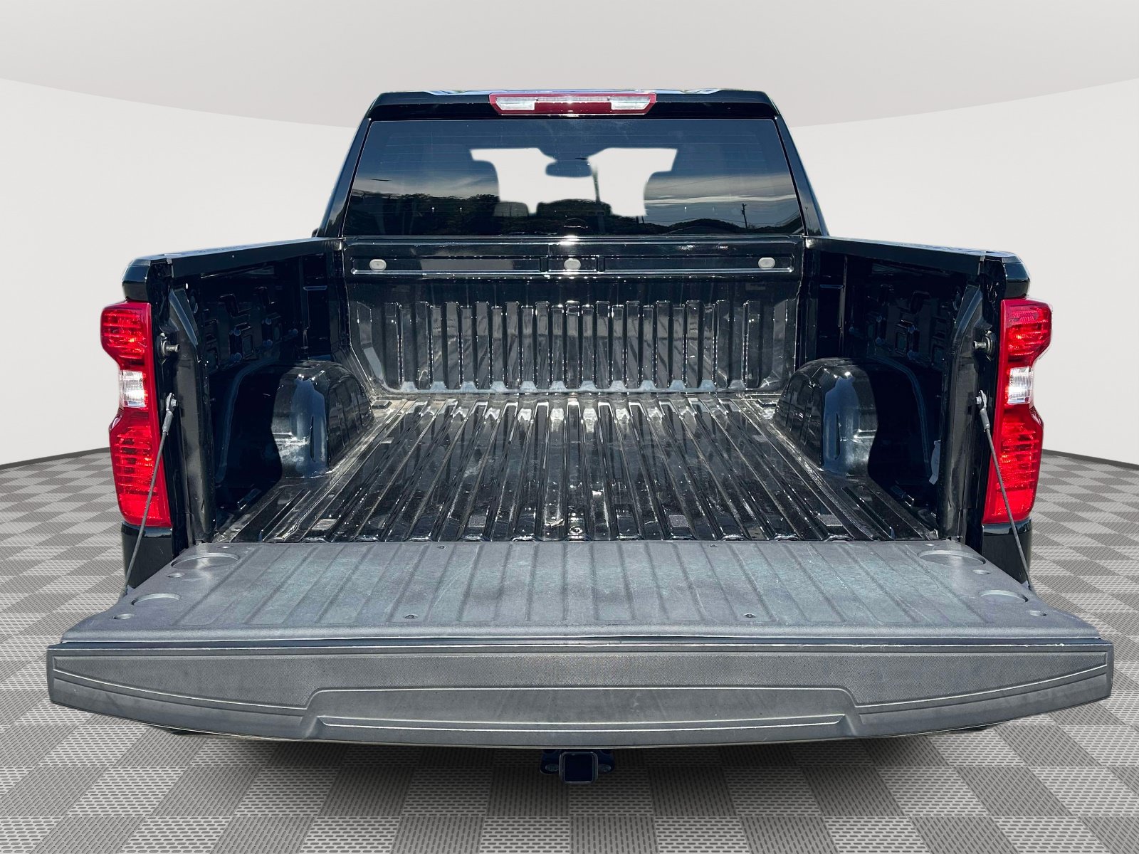 Used 2023 Chevrolet Silverado 1500 Custom AWD/4WD image 30