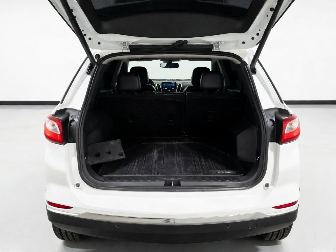 Used 2021 Chevrolet Equinox Premier AWD/4WD image 18
